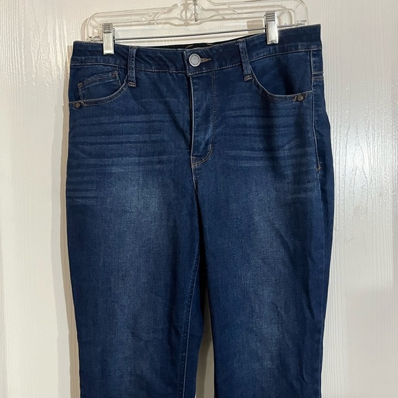 WIT & WISDOM Brittany Mid-Rise Itty Bitty Boot Jeans - Picture 6 of 11